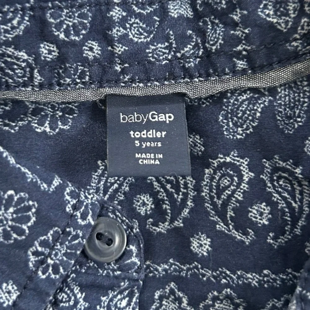 Baby Gap Toddler Boys Blue Paisley Print Short‎ Sleeve Button Up Shirt Size 5